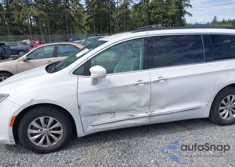2017 Chrysler Pacifica Touring-L from USA, damaged, VIN 2C4RC1BG0HR688436